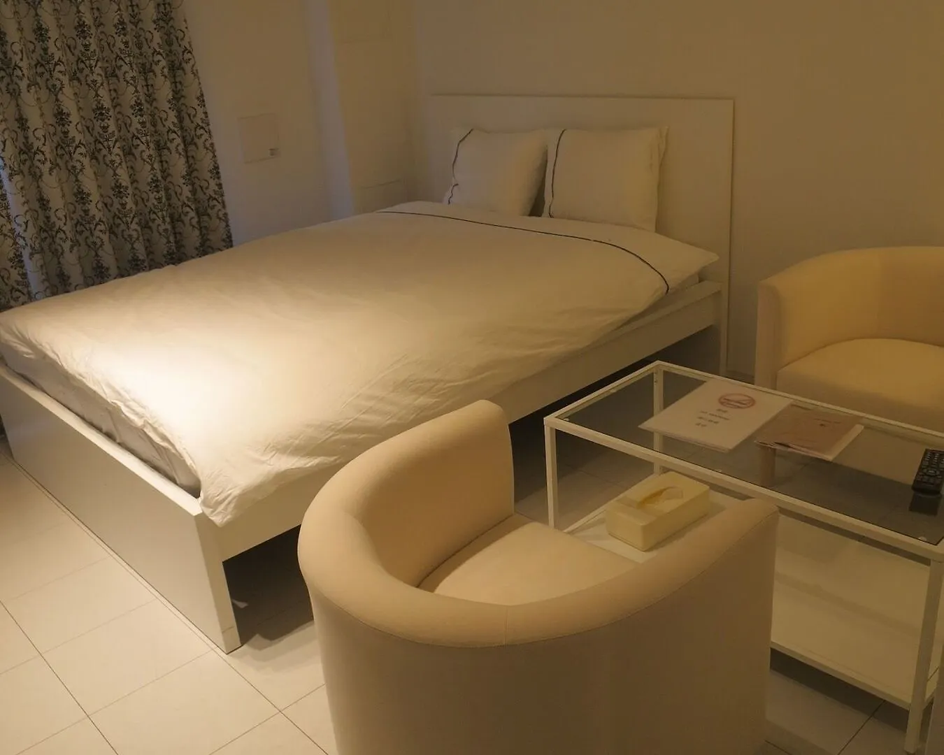 C'Est Joli Ikegami Apartment Tokyo
